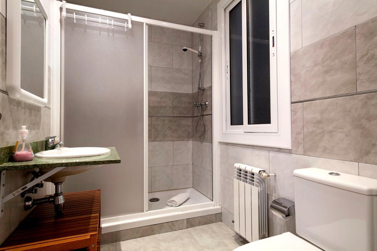 Barcelona Comtal Apartments Eksteriør billede