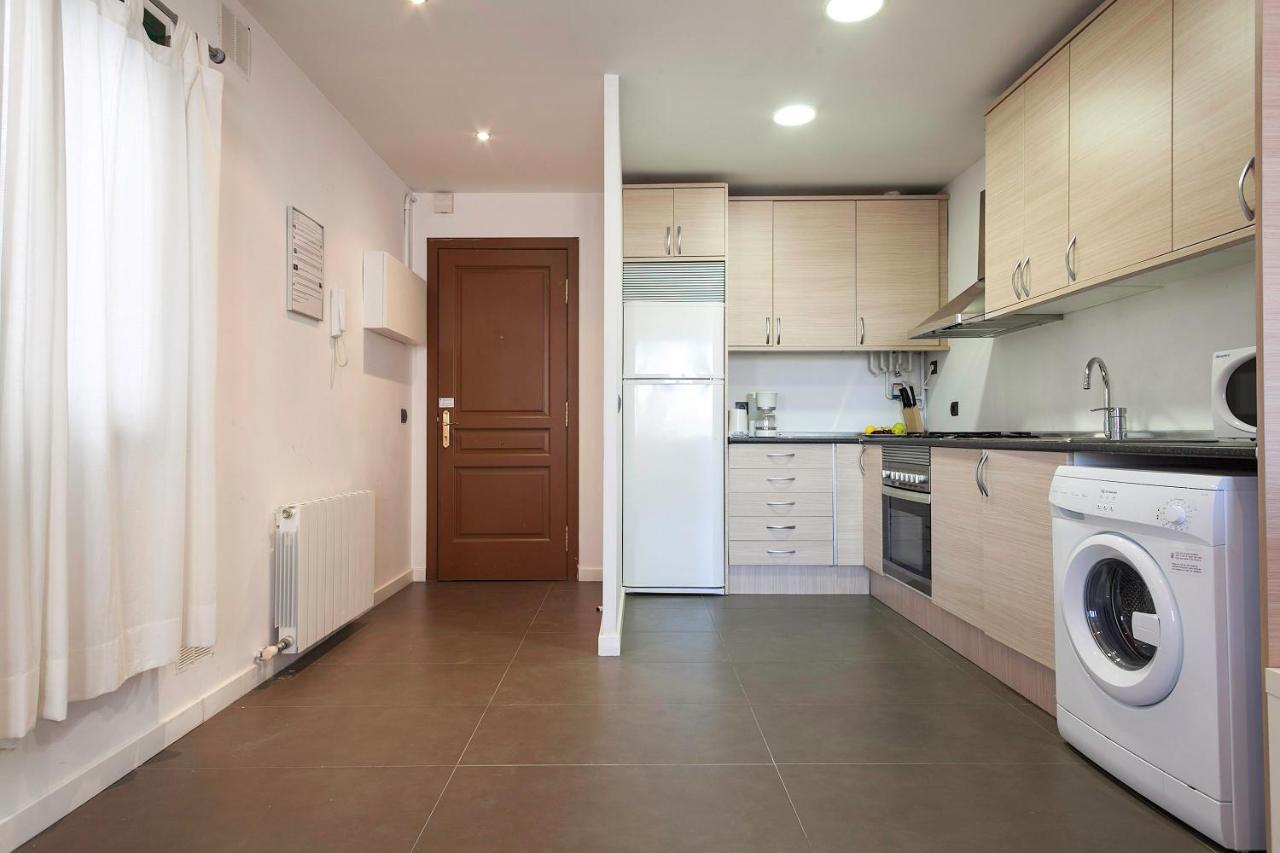 Barcelona Comtal Apartments Eksteriør billede